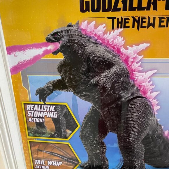 GODZILLA X KONG THE NEW EMPIRE R/C HEAT RAY BREATH REALISTIC LIGHTS SOUND RARE - Picture 10 of 15